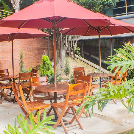 Leblon Suites Hotel Medellín Dış mekan fotoğraf