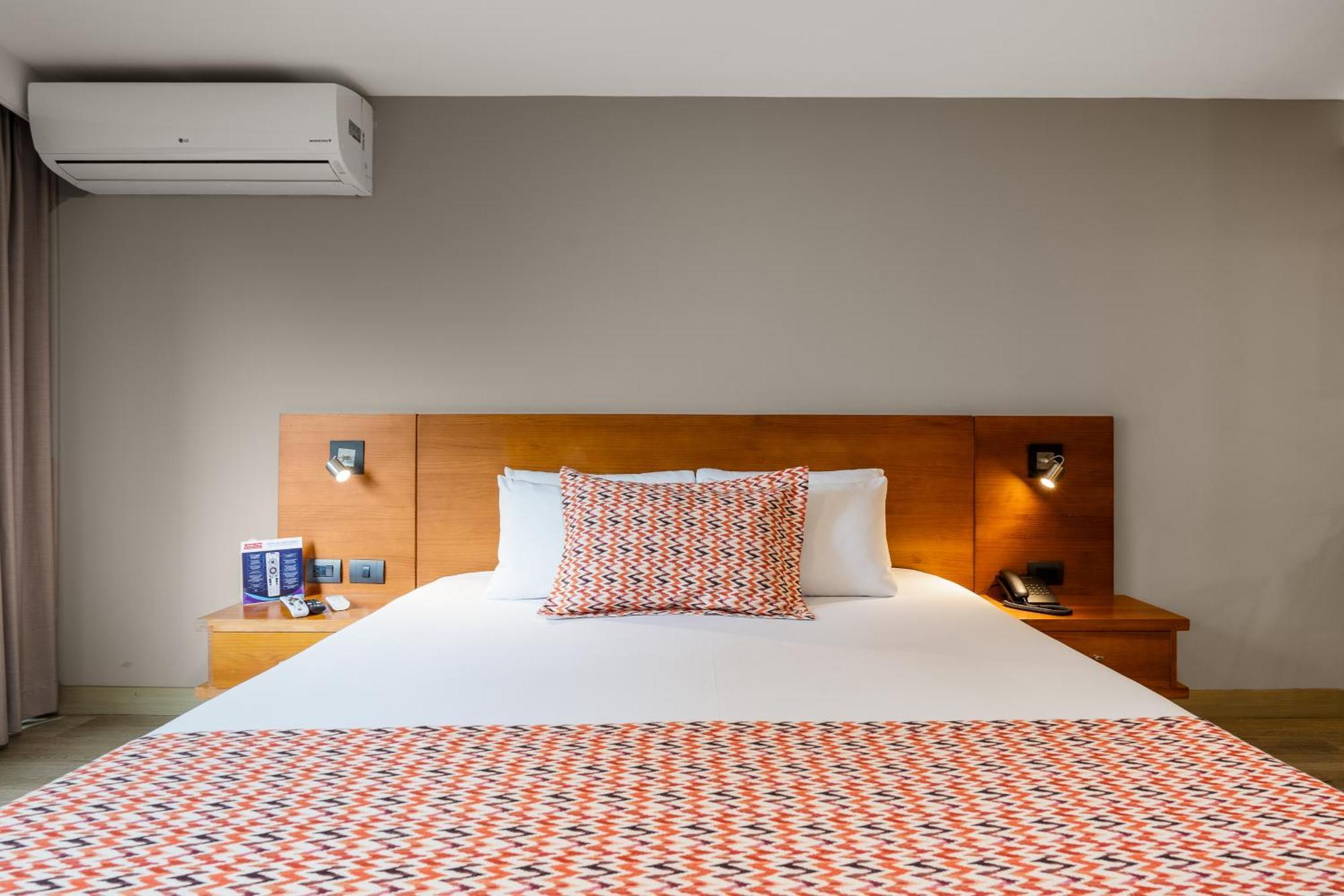 Leblon Suites Hotel Medellín Dış mekan fotoğraf