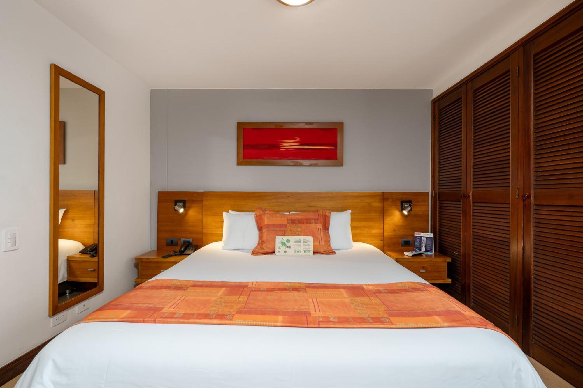 Leblon Suites Hotel Medellín Dış mekan fotoğraf